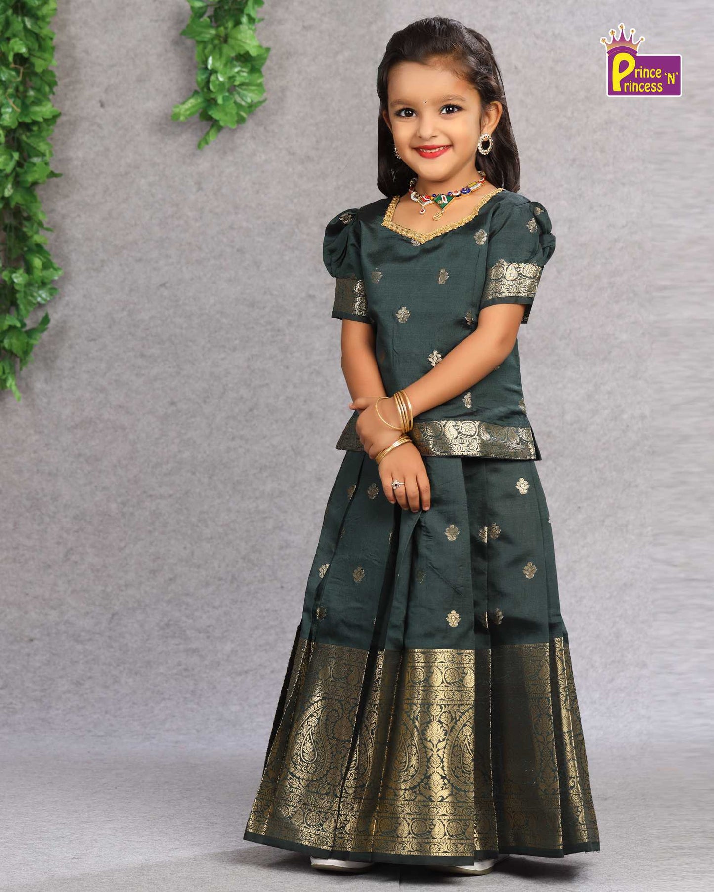 Kids Dark Green Big Border Traditional Pattu Pavadai PPP1103