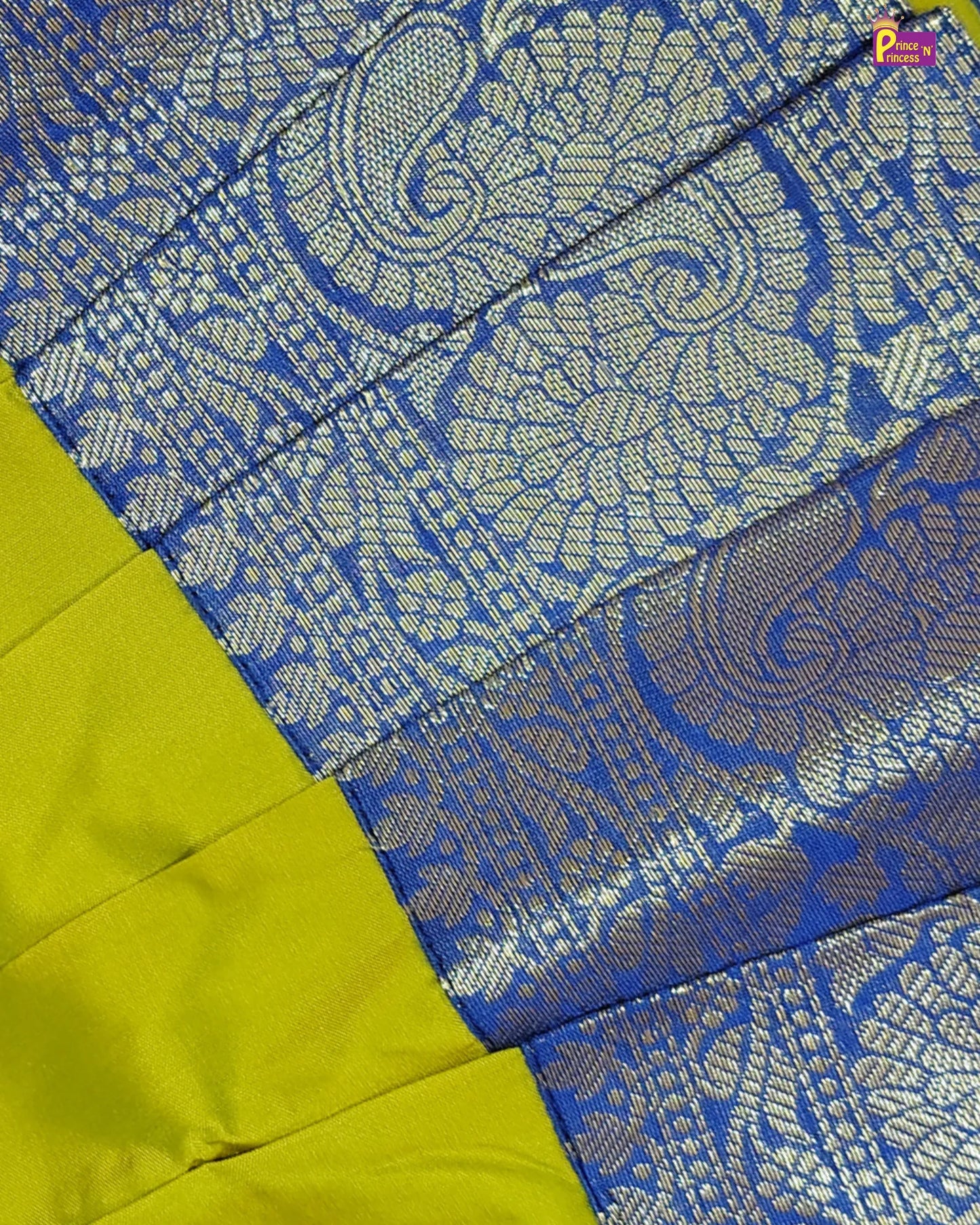 Saree with blue and white pattern and green border